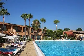 Pierre & Village Club Cannes ホテル 3*
